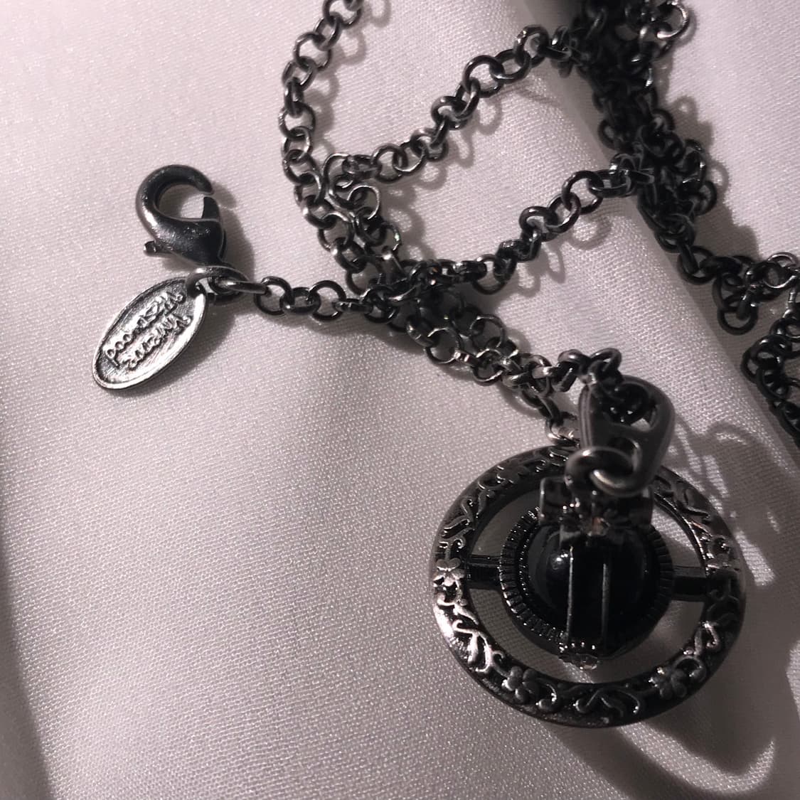 비비안웨스트우드 미니바스 orb 목걸이 상품이미지3