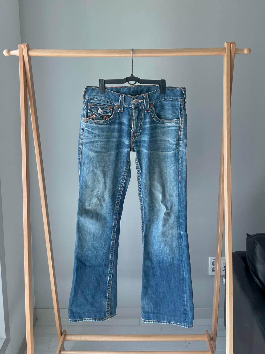 True Religion (트루릴리젼) 세미 부츠컷 데님 상품이미지7