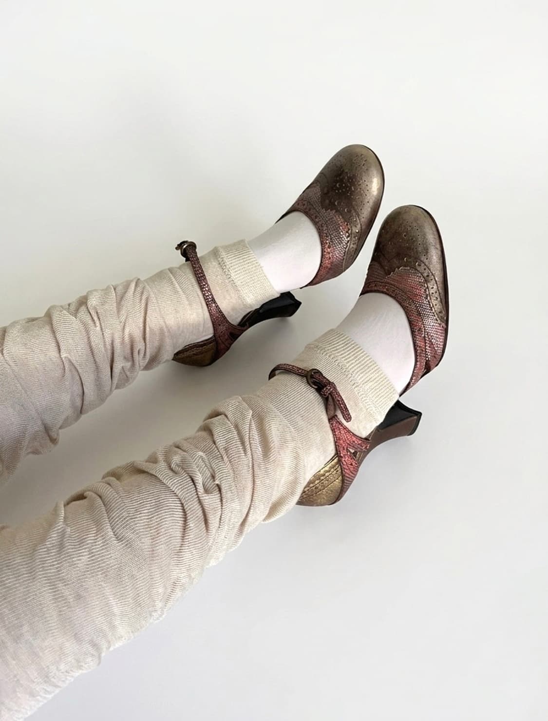 MiuMiu 2000’s pink gold heels 상품이미지4
