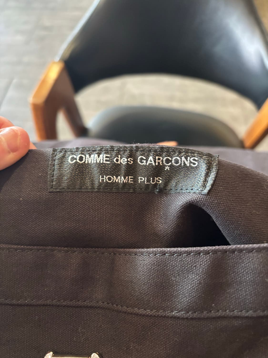 꼼데가스롱 옴므 플러스 메신저백 상품이미지2