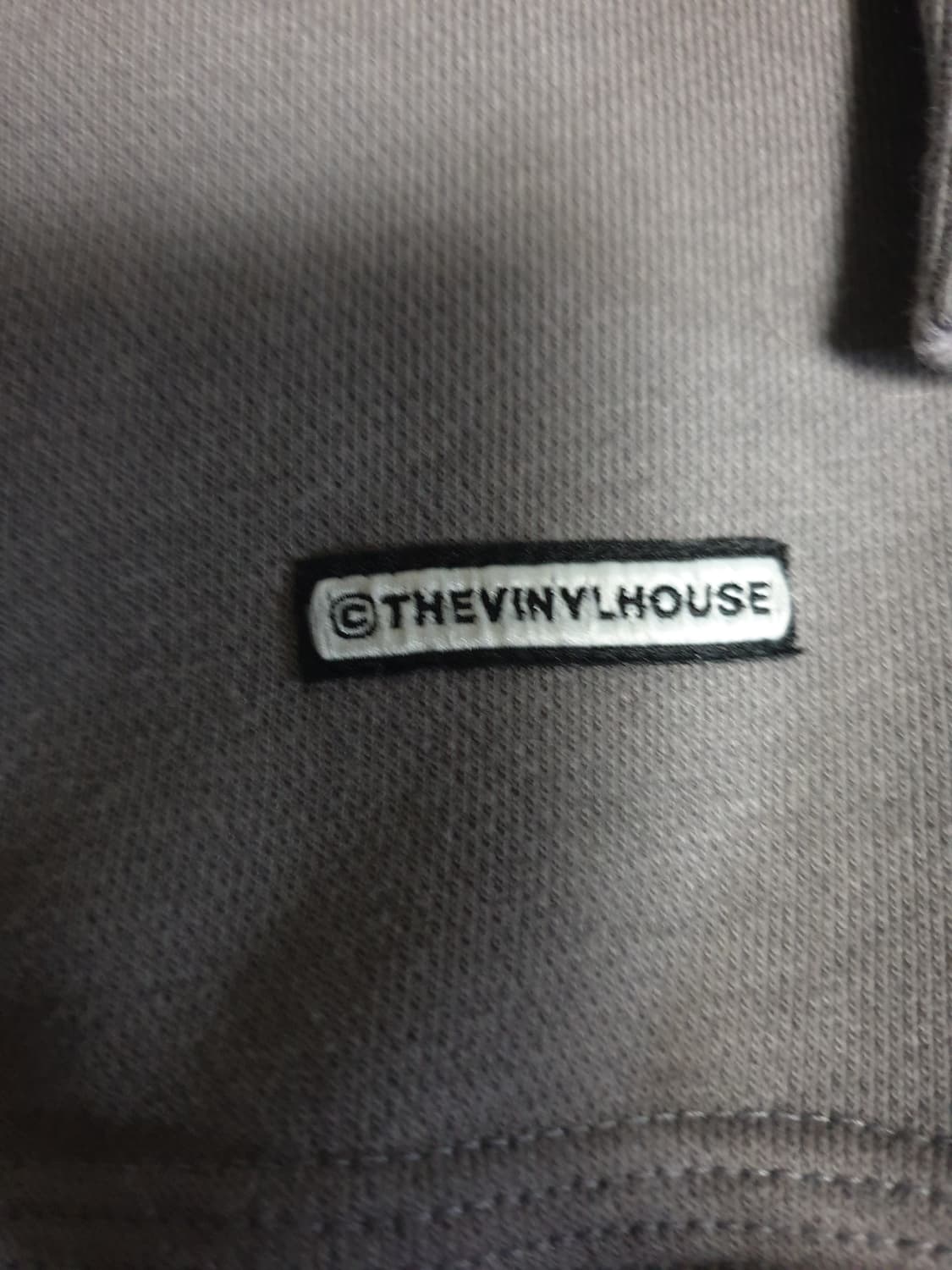 더바이닐하우스 컷오프 라인 맨투맨 딥 그레이 (M) 상품이미지3