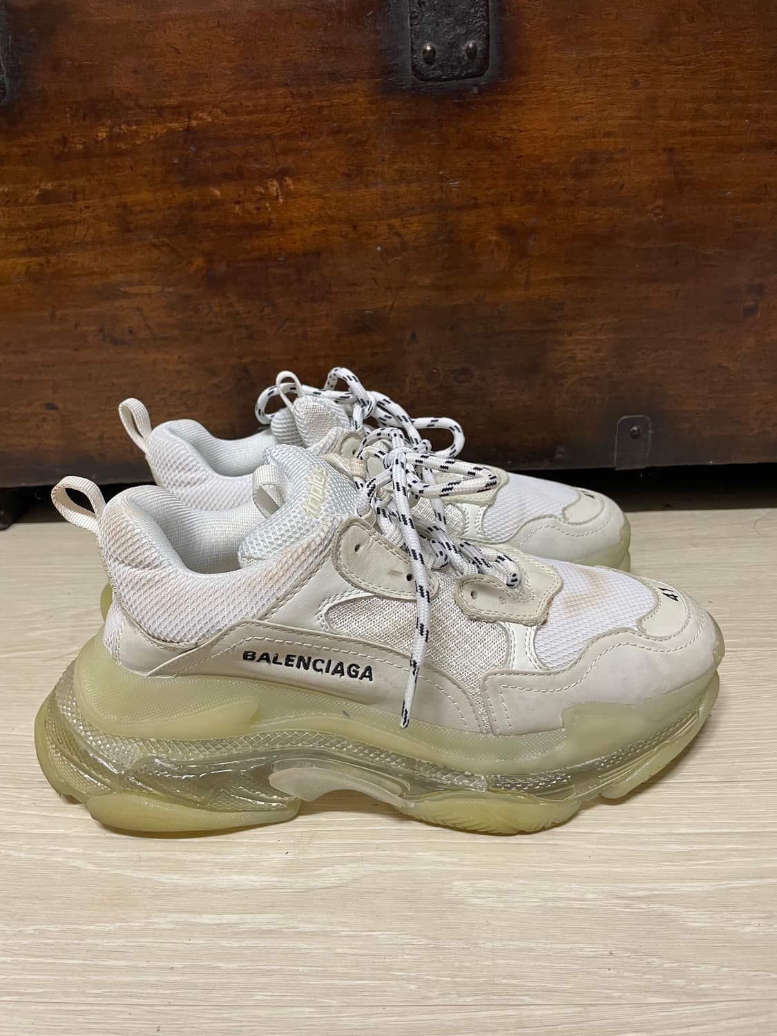 발렌시아가 트리플 S 클리어 솔 화이트 상품이미지3