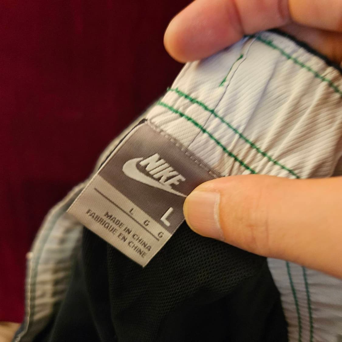 나이키(Nike) 00's 그린 스티치

네이비 스위밍 겸용 반바지 상품이미지5