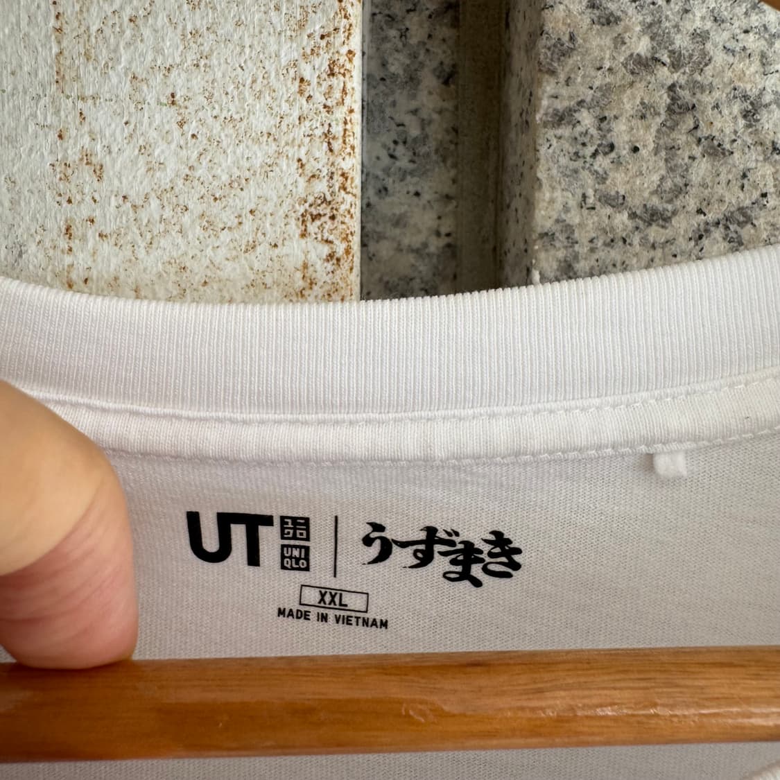 유니클로 UT X 이토준지 토미에 프린팅 반팔티 상품이미지8