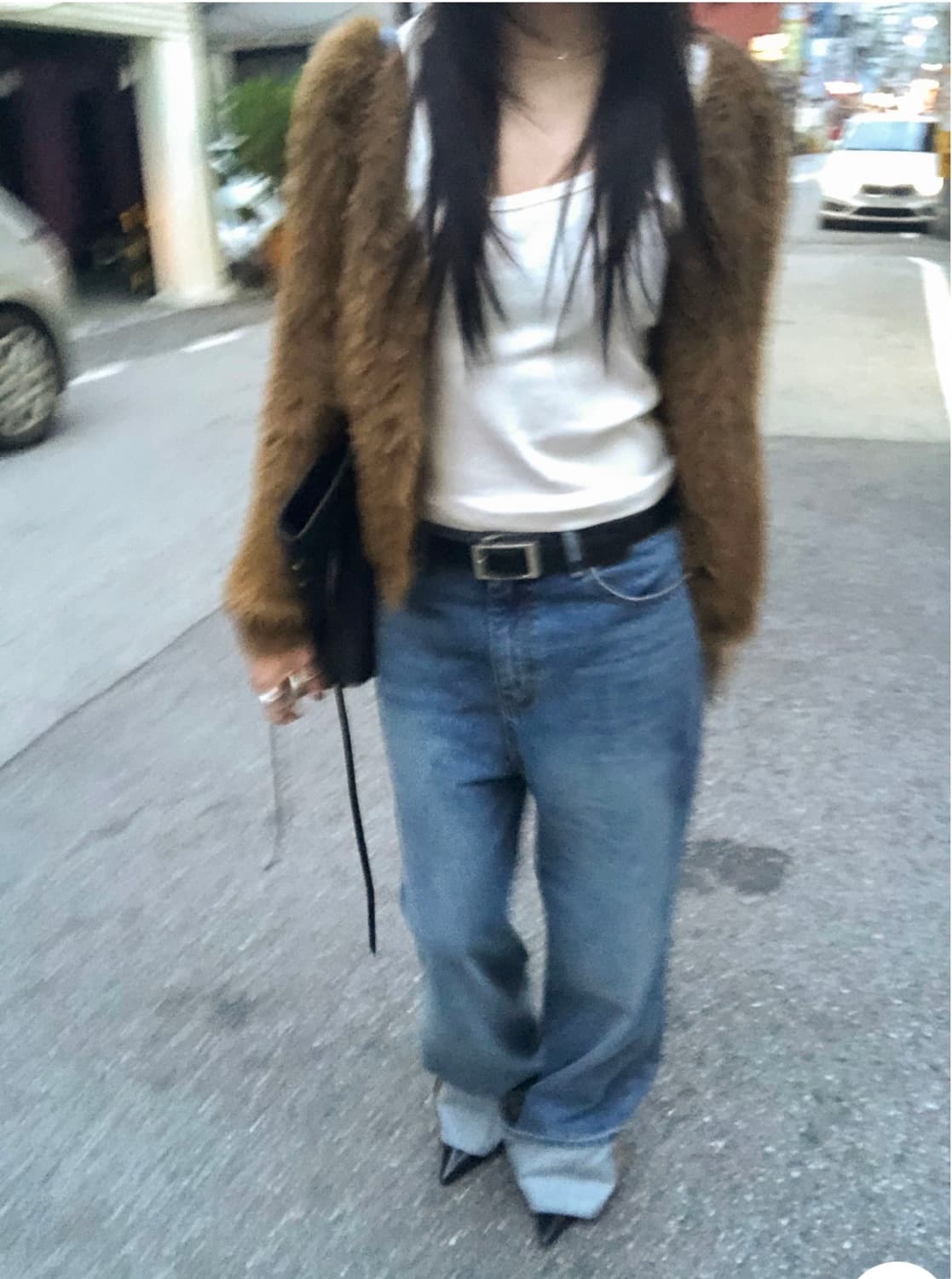 유어즈 yours 루즈핏 태니 퍼 가디건 상품이미지3