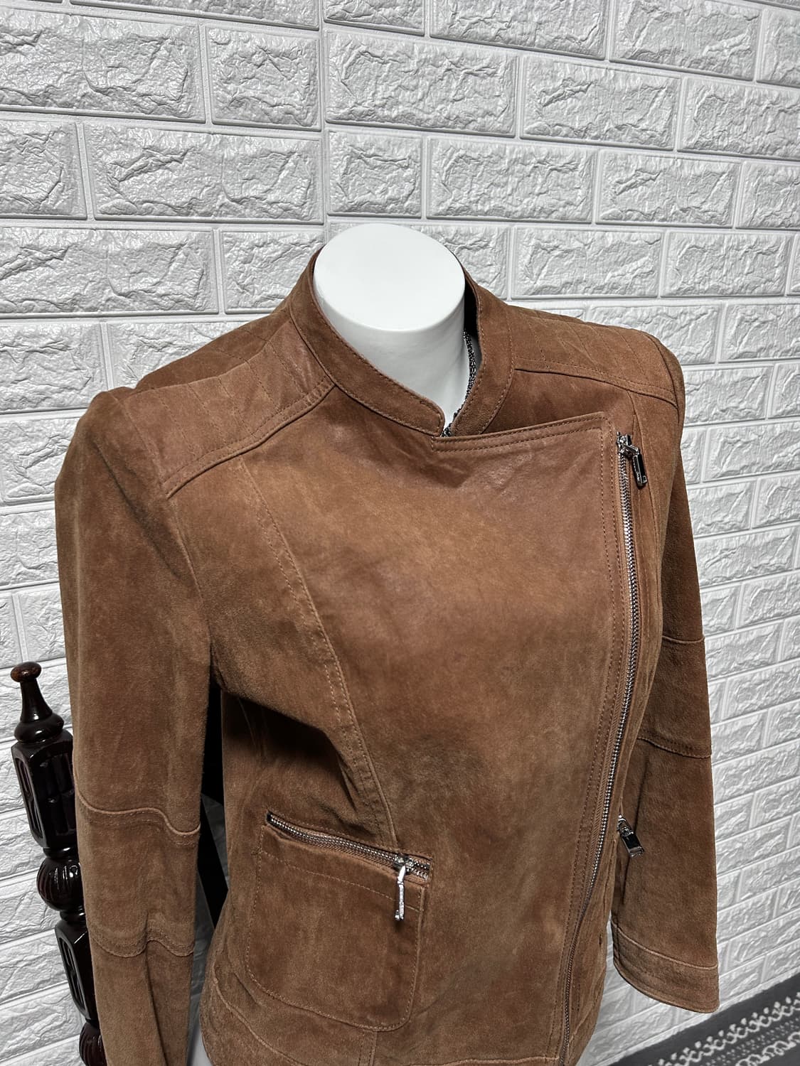 BATA 사선 브라운 스웨이드 자켓 상품이미지6