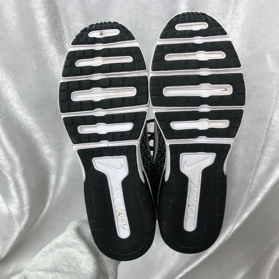 나이키 에어맥스 시퀀트2 운동화 사이즈 235  상품이미지6