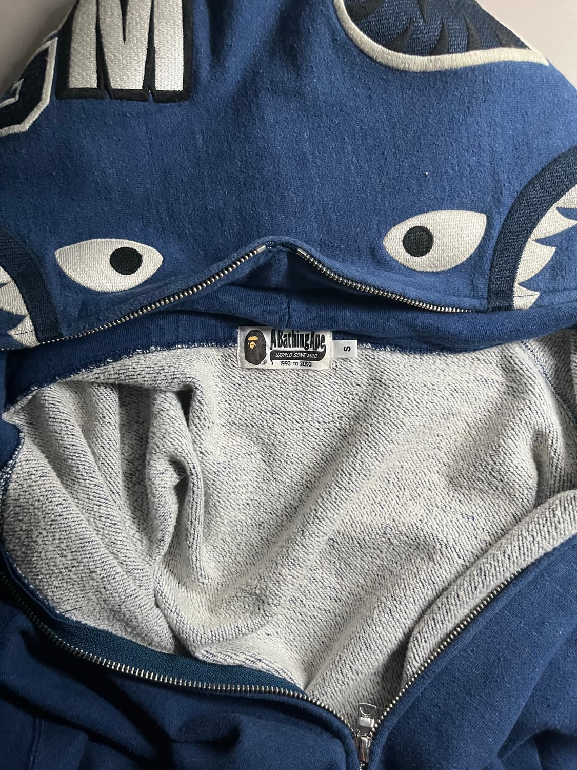 정품 베이프 샤크후드 딥네이비-S 상품이미지4