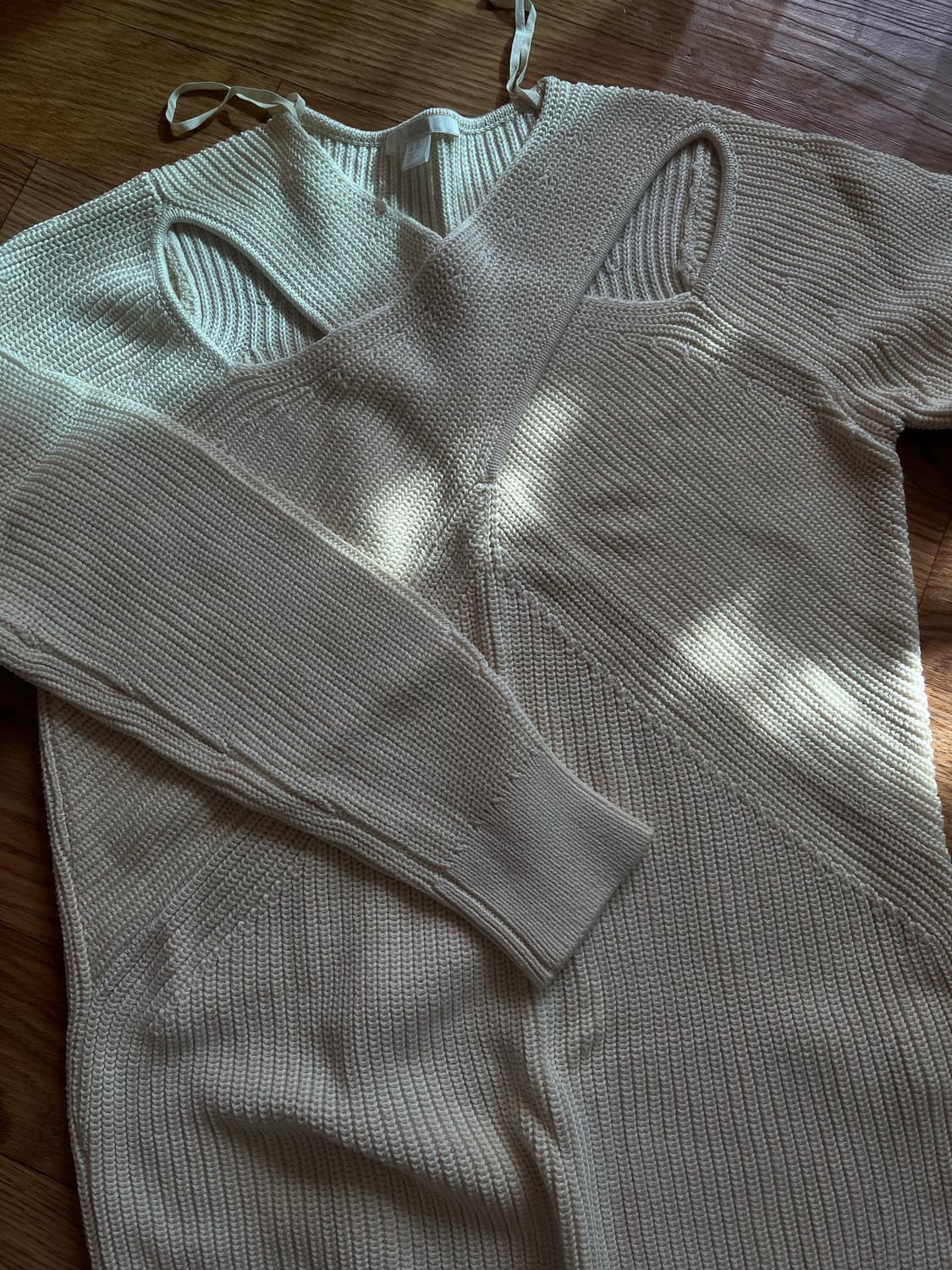 COS 드레이프 패널 스웨터 꼬임 니트 xs 상품이미지6