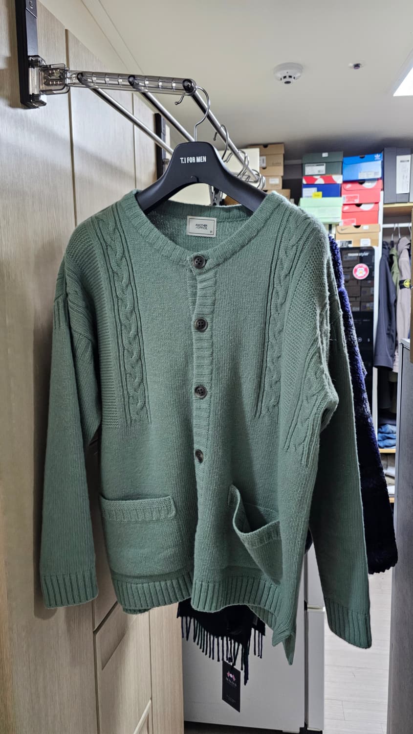 어나더오피스 건지 가디건 라이트그린 1(95)사이즈 상품이미지1