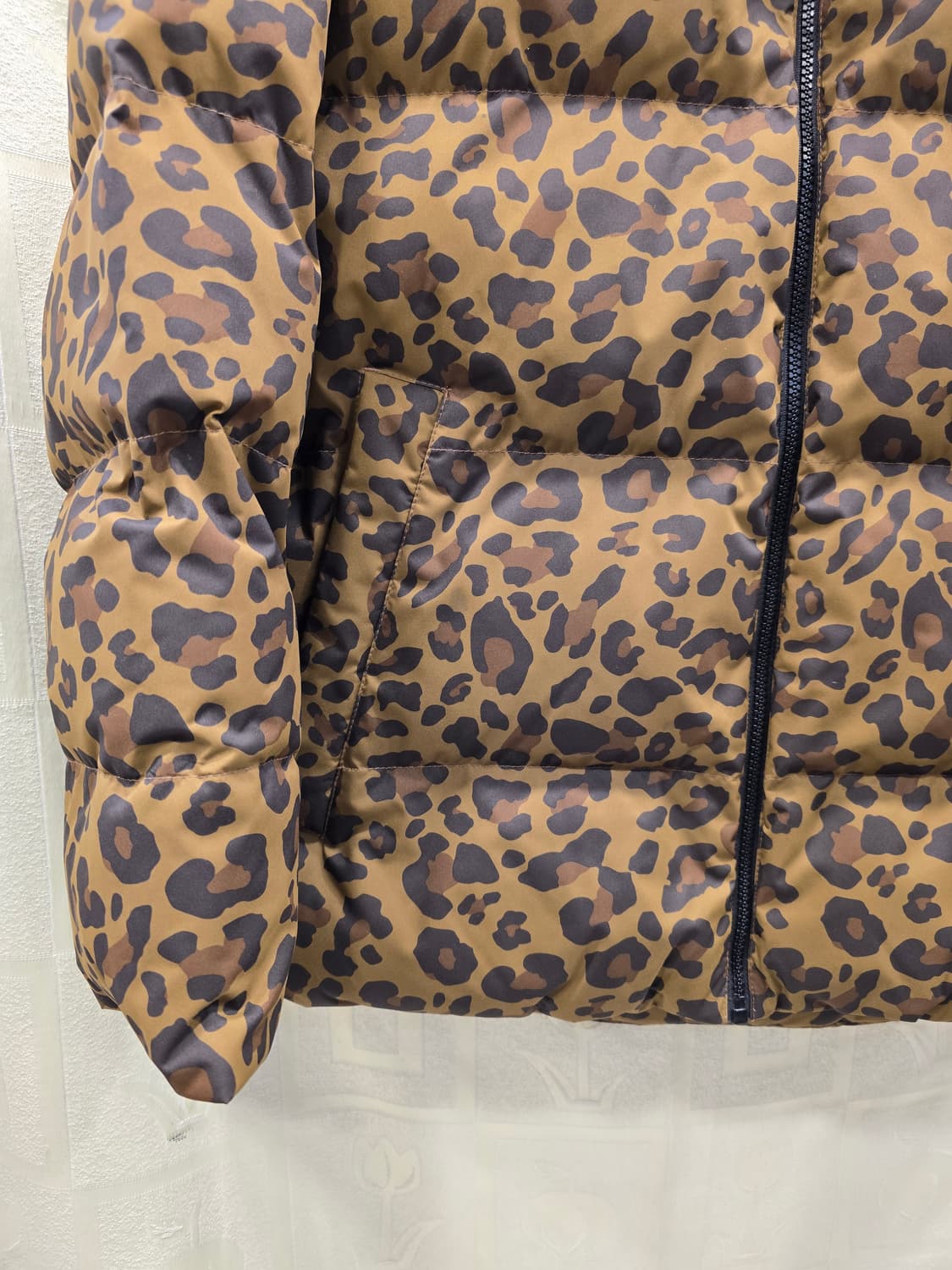 거의새거) 푸마 레오파드 패딩 점퍼 M (66) 상품이미지4