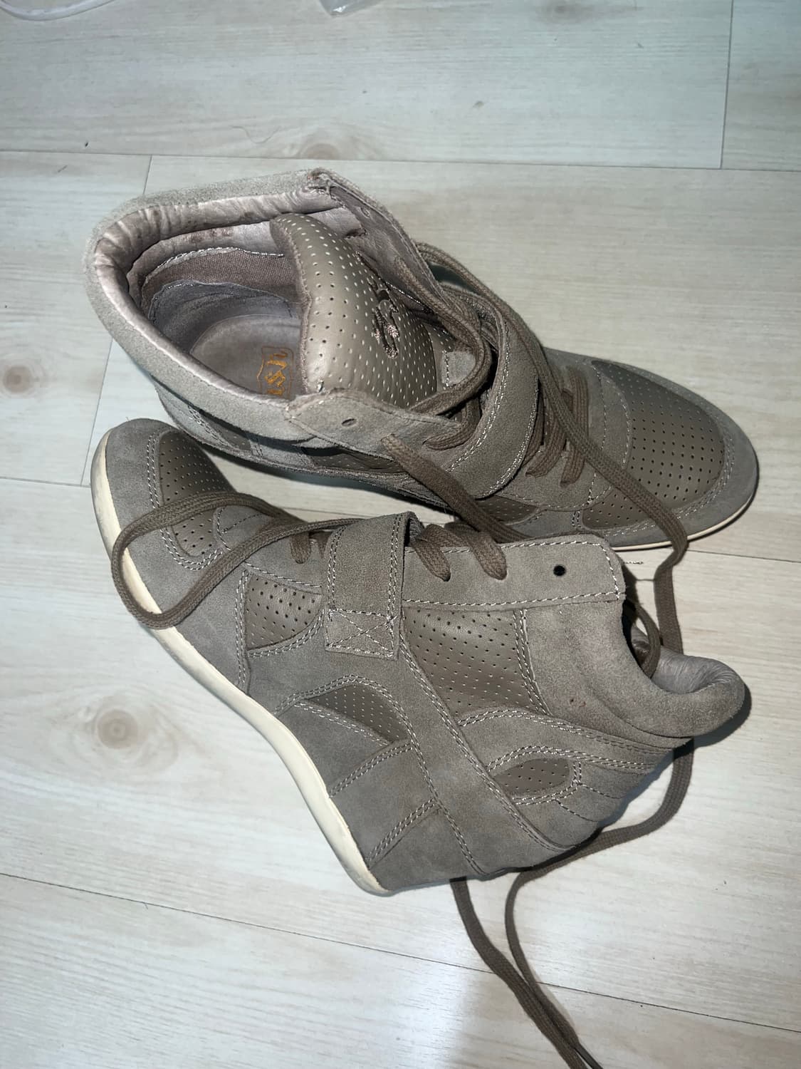 Ash wedge heel 38 상품이미지1