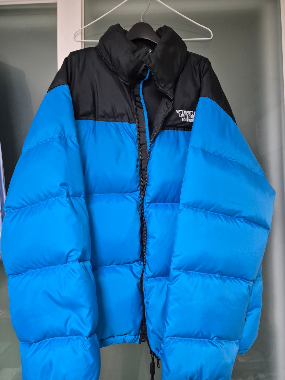 [L] 베트멍 리미티드 에디션 패딩 블루 상품이미지2