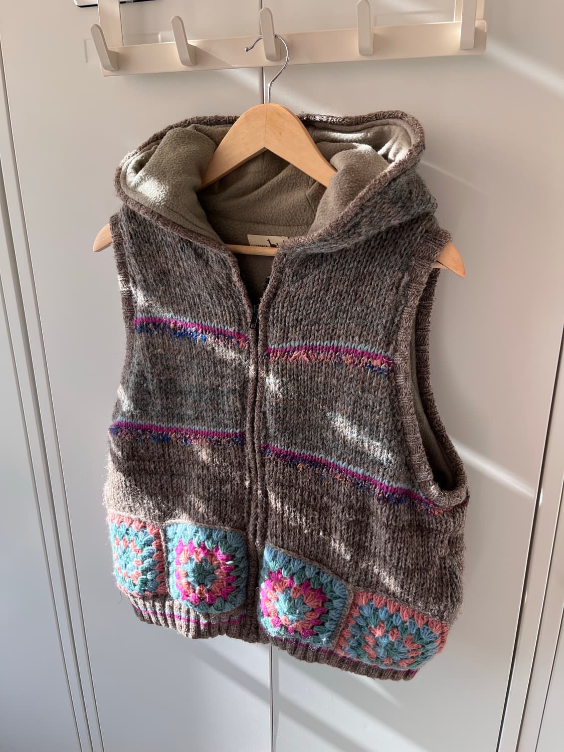 Titicaca 티티카카 모티브 니트 조끼 집업 상품이미지9