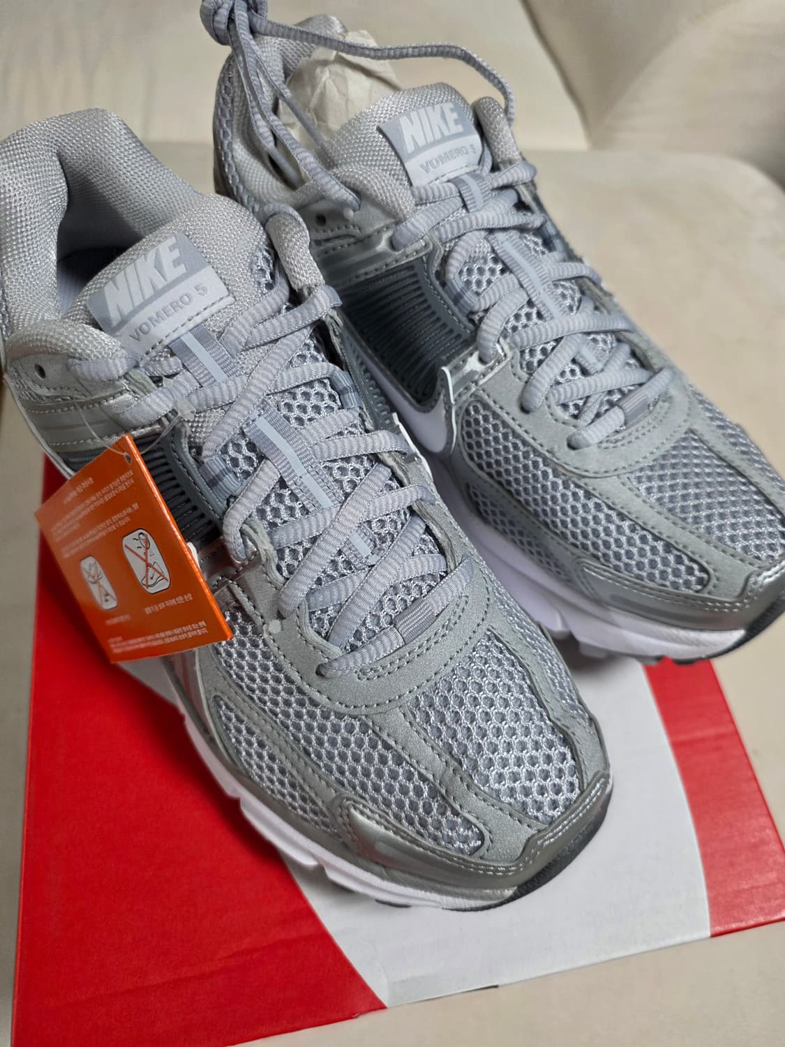 나이키 줌 보메로 5 울프 그레이 화이트 상품이미지1