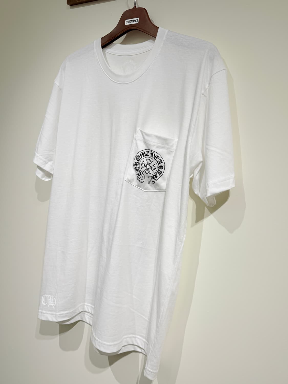 크롬하츠 홀슈스 포켓로고 반팔티 라스베가스 상품이미지2