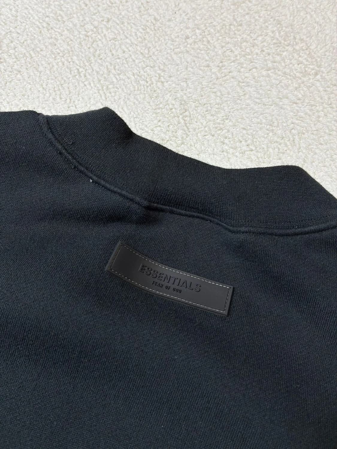 에센셜 피어오브갓 로고 시그니처 오버 맨투맨 PN7323 상품이미지4