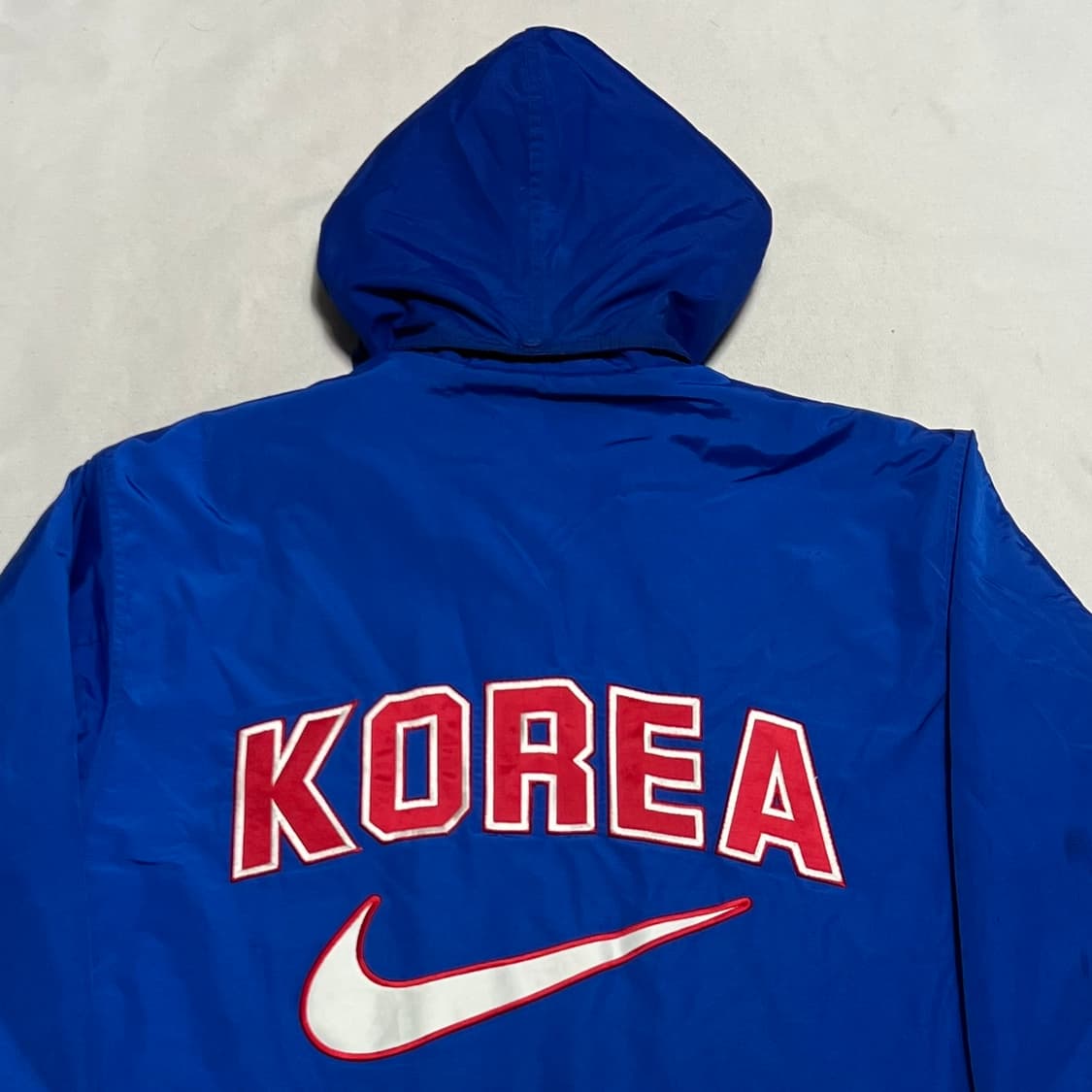 105 나이키 코리아 빅로고 블루 레드 배색 점퍼 상품이미지1