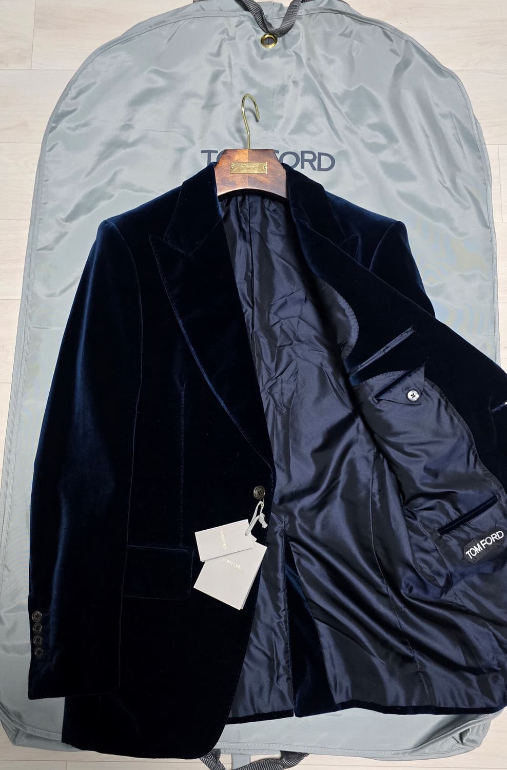 (새상품,강추👍)톰포드 아티쿠스 벨벳 블레이져 자켓 수트 상품이미지2