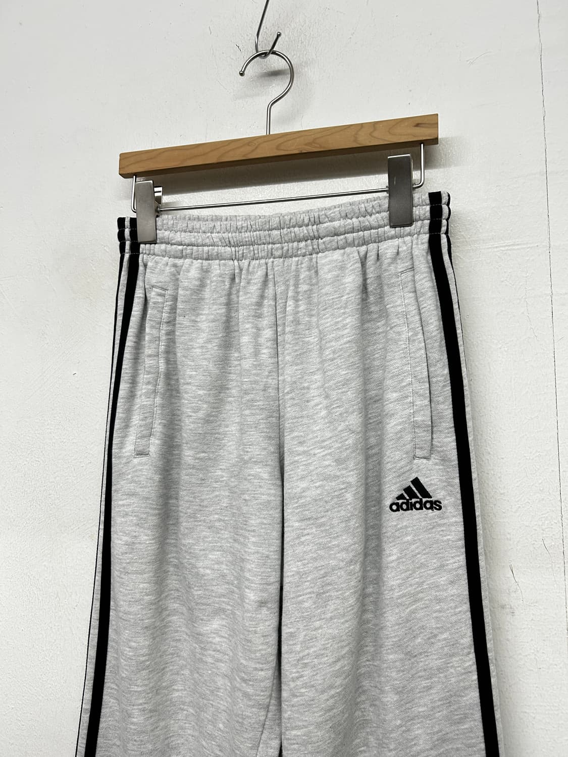 00s 아디다스 그레이 스웻팬츠 상품이미지3
