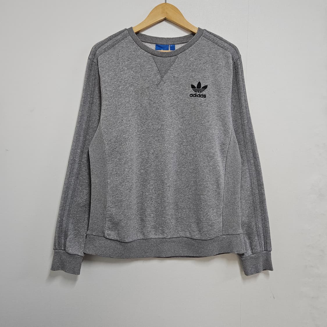 L 100 아디다스 파이어버드 삼선 맨투맨 그레이 상품이미지2