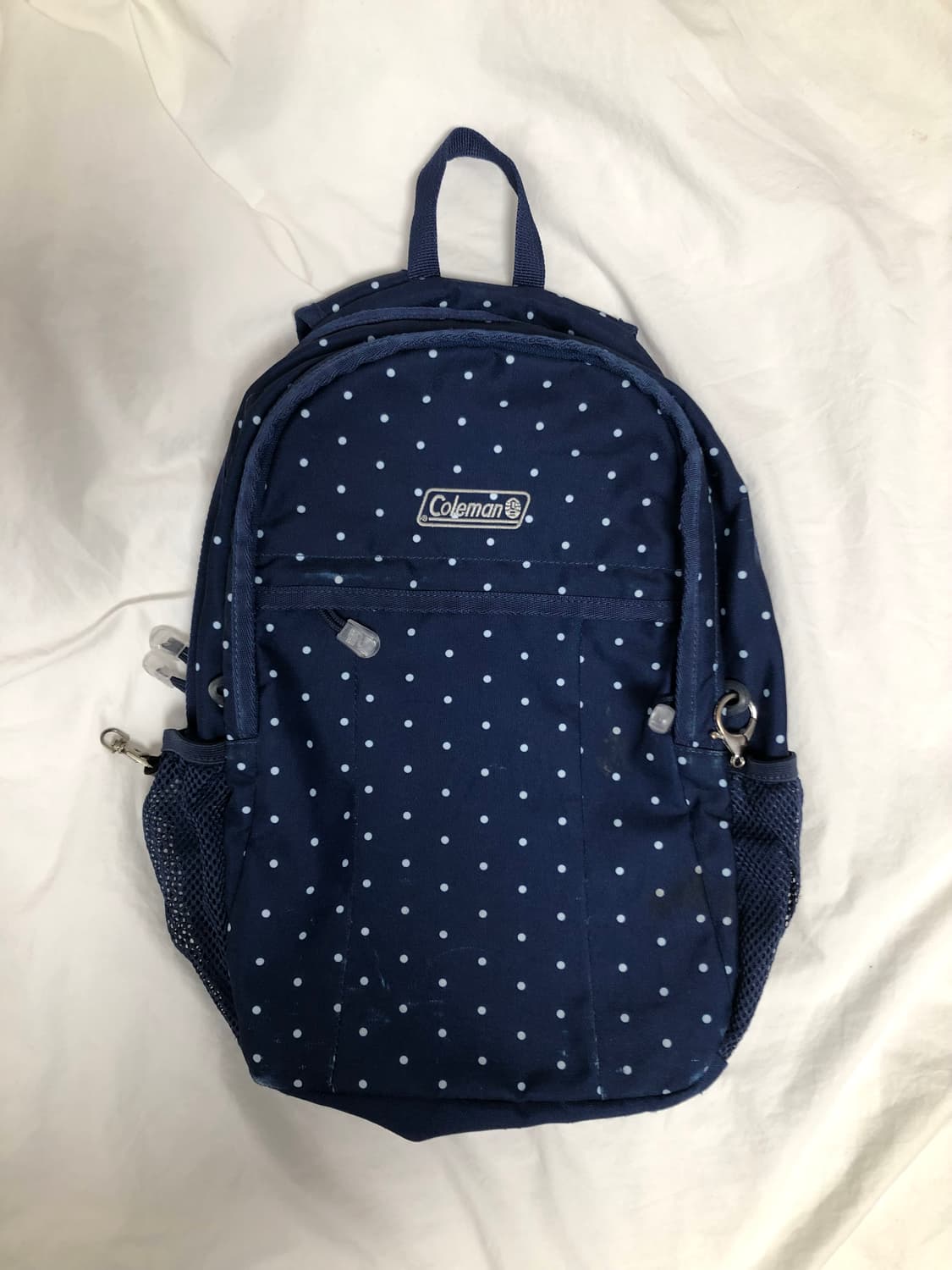 콜맨 네이비 도트 땡땡이 백팩 배낭 가방 상품이미지1