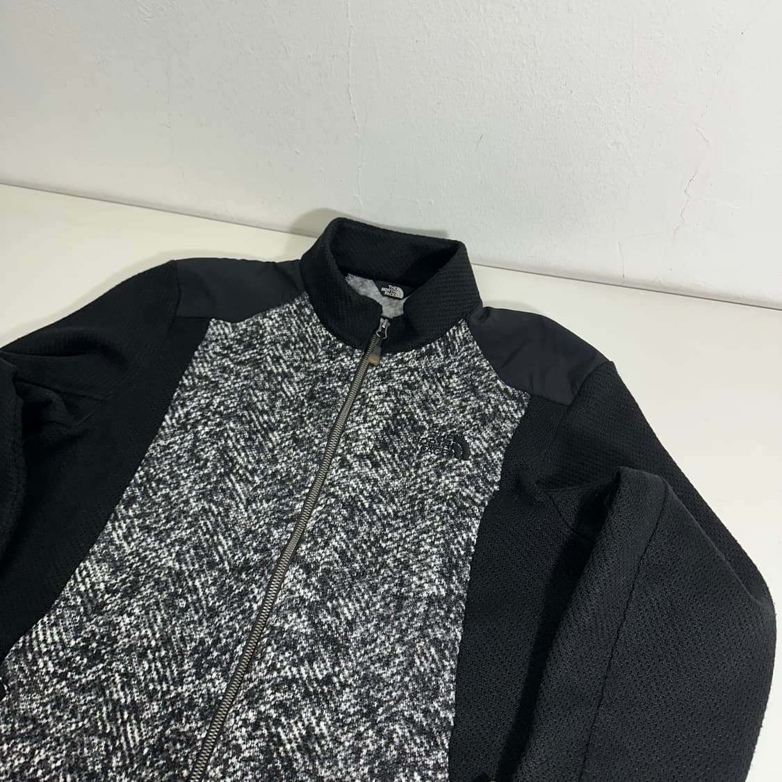 L 노스페이스 블랙 보카시 니트집업 상품이미지1