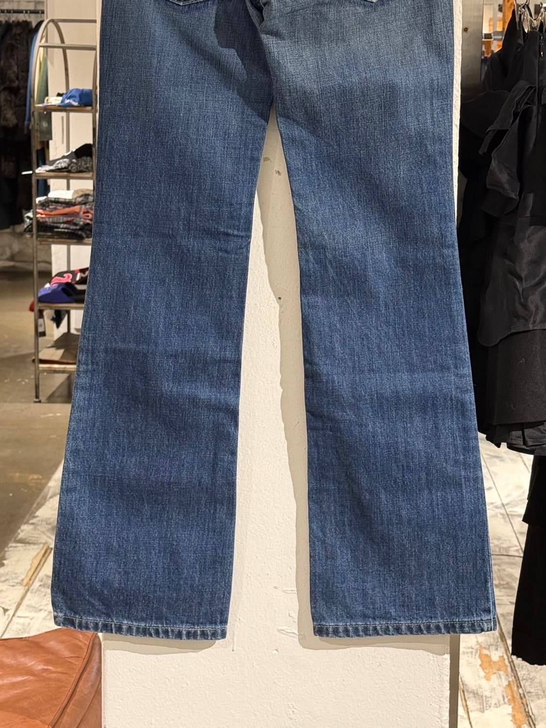 리바이스 레이디 스타일 556 로우라이즈 부츠컷 데님 팬츠 상품이미지6