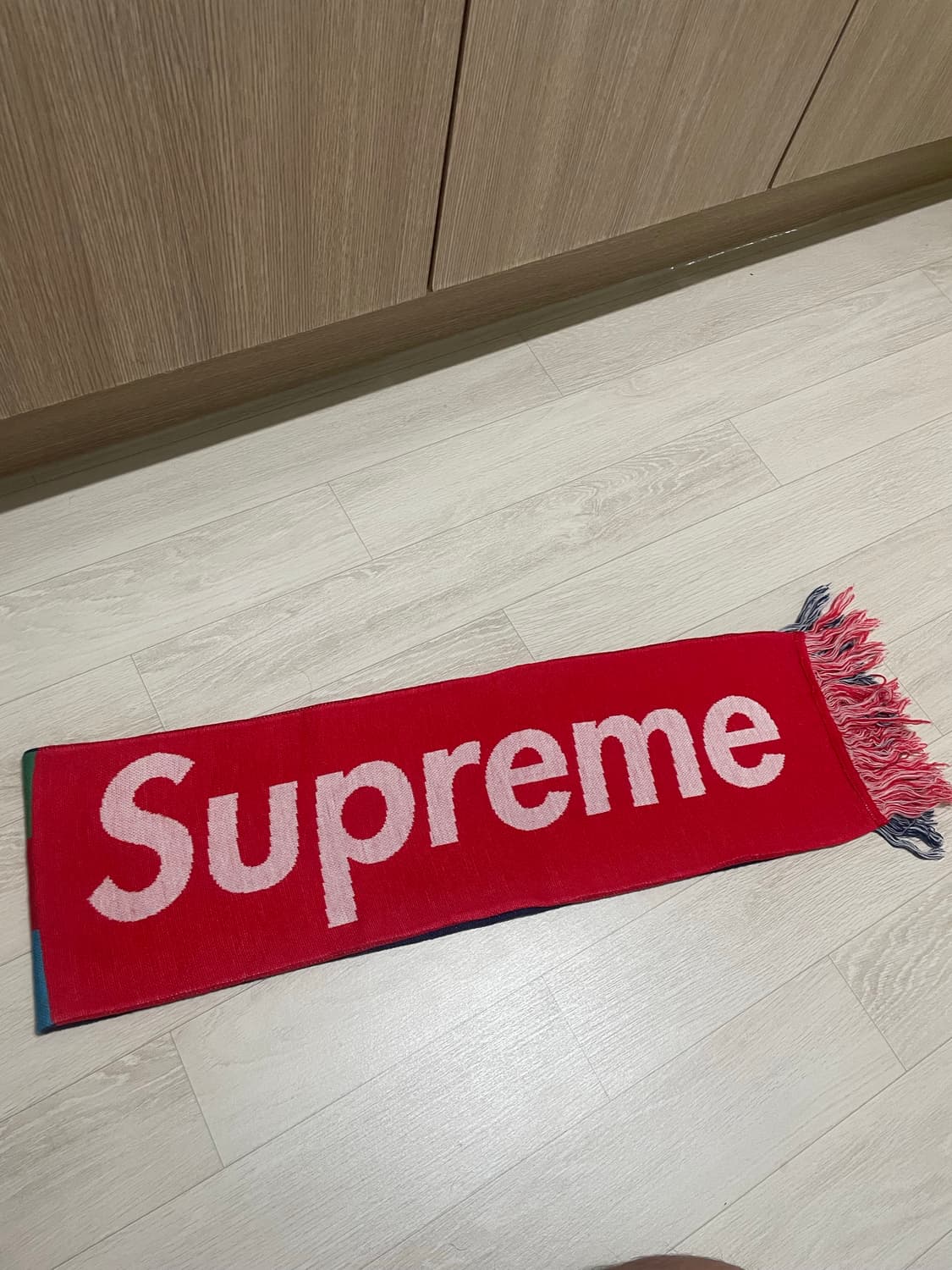 슈프림 유니폼 익스페리먼트 머플러 상품이미지1