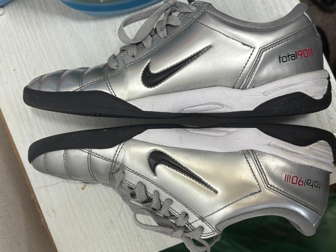 나이키 토탈 90 3 SP 메탈릭 실버 앤 블랙 245 상품이미지5