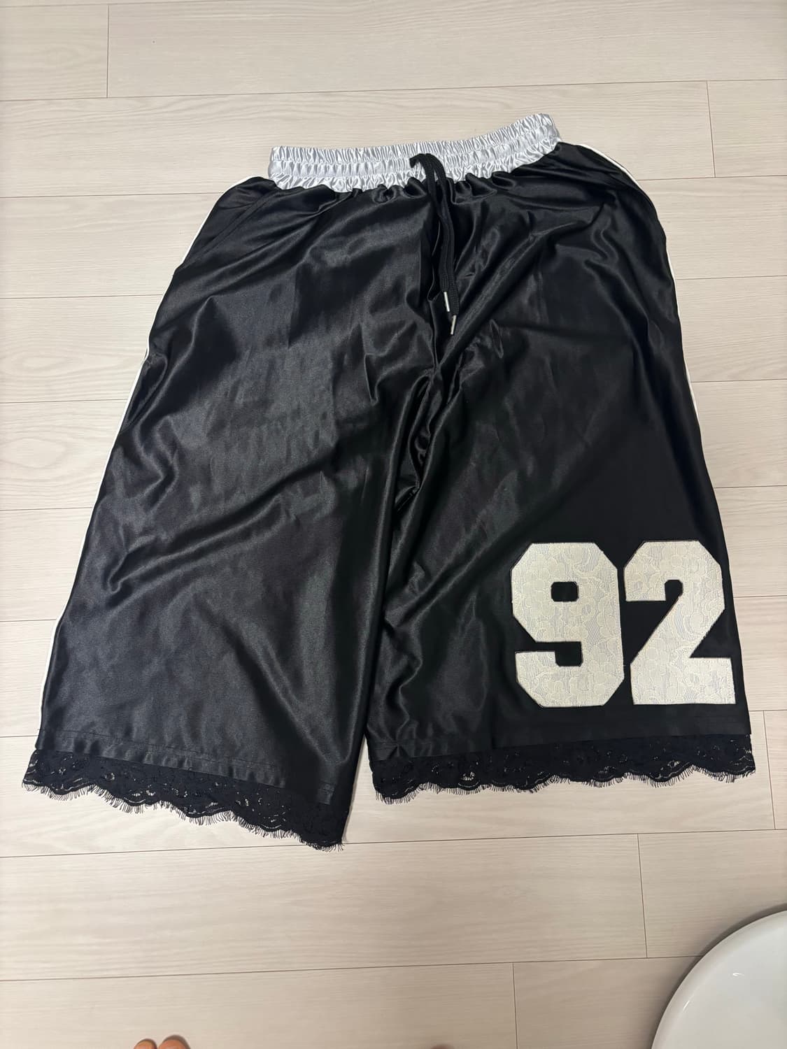 레씨토 벨벳 버뮤다 팬츠 상품이미지3