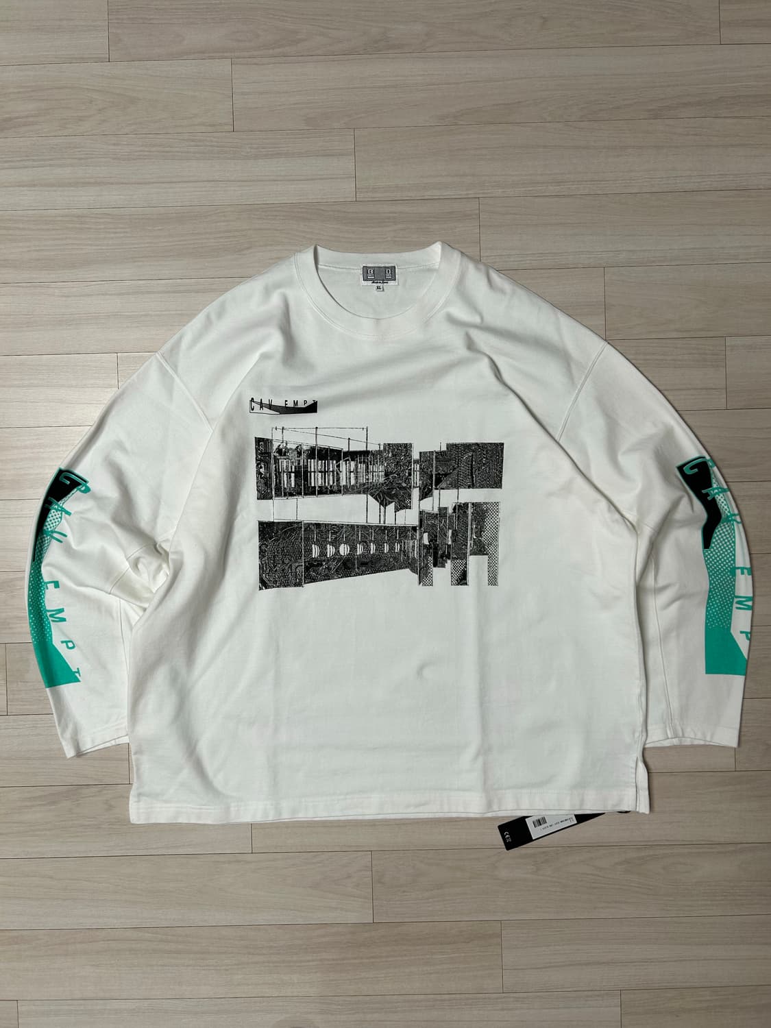 (XL) 카브엠트 퍼포마리아 롱슬리브-25fw  상품이미지1