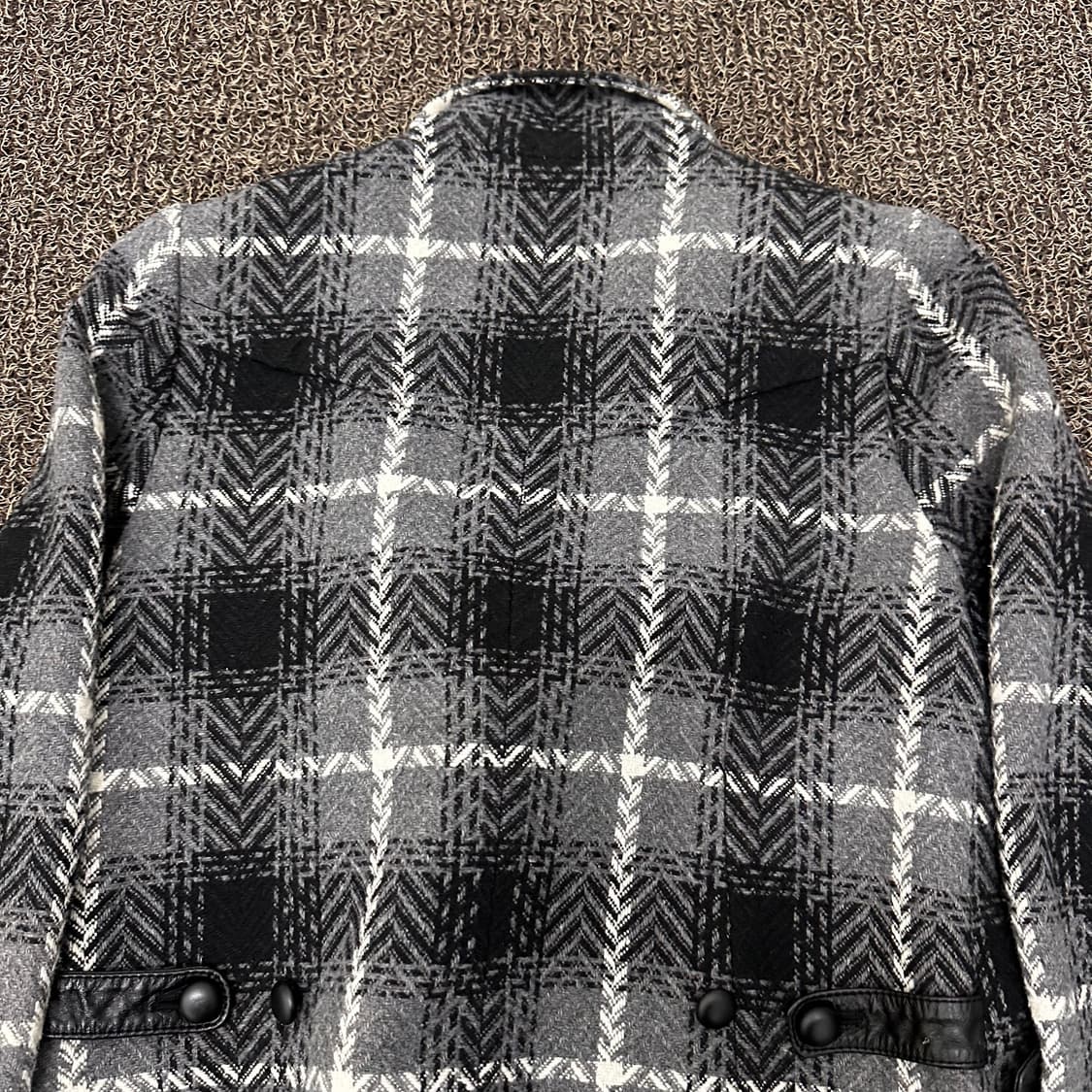 on&on 온앤온 여성 체크 패턴 자켓 66사이즈 상품이미지6