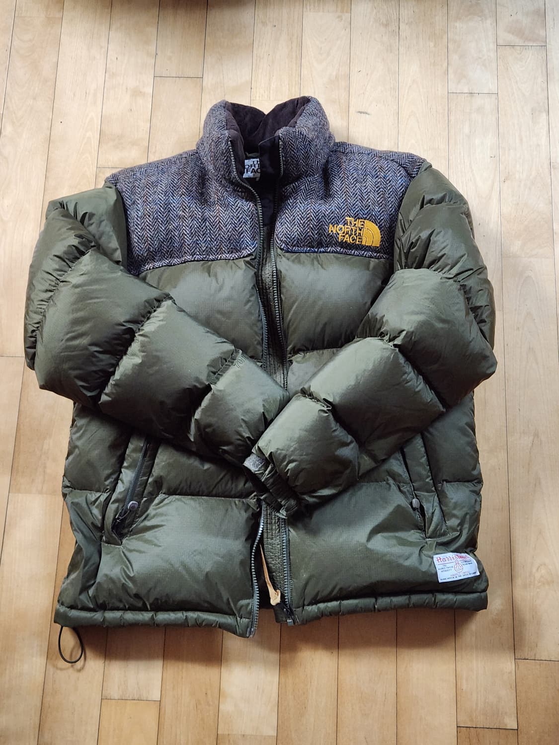 노스페이스X해리스트위드 눕시 L 팝니다. 상품이미지1