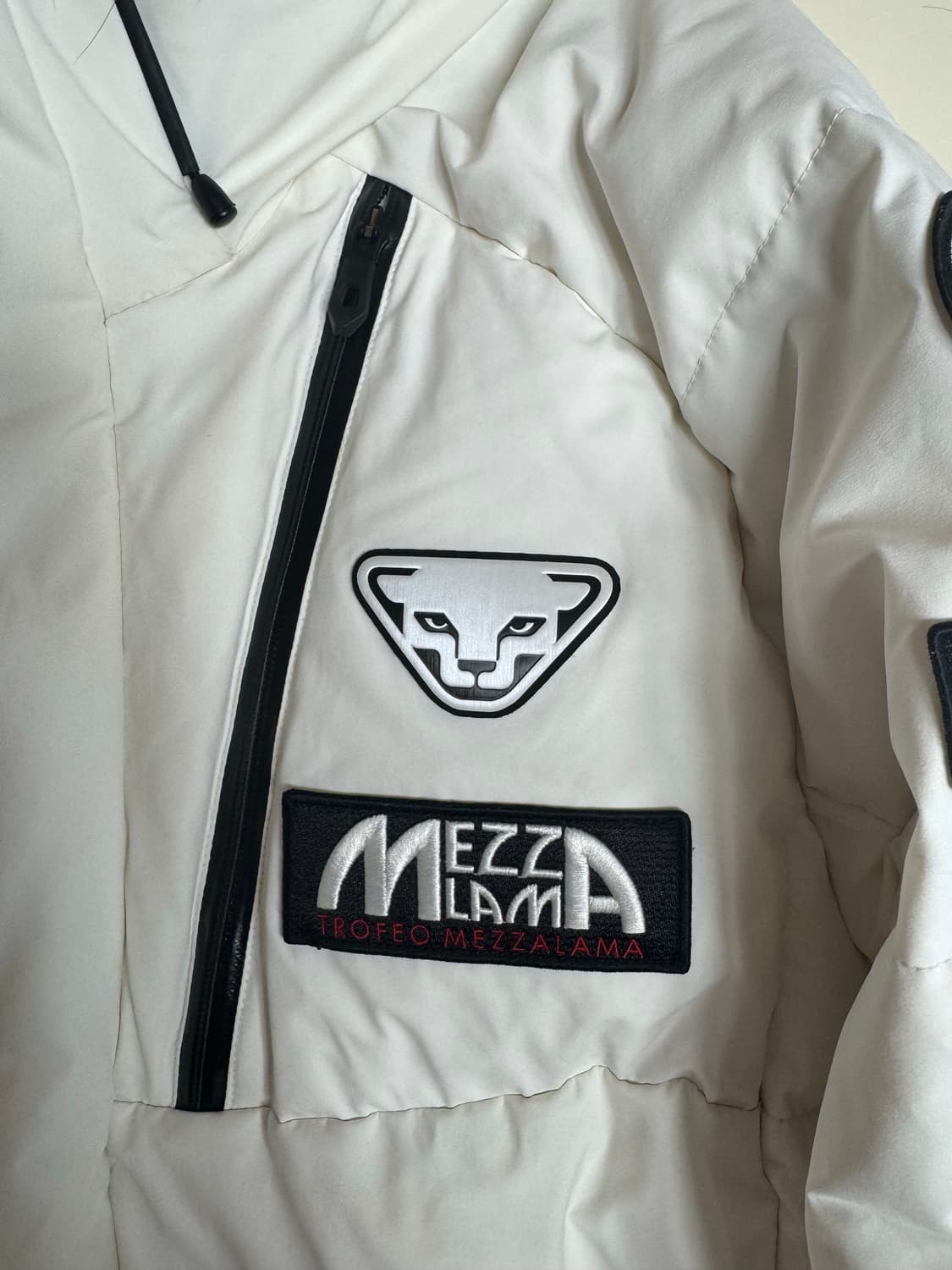 (110) 다이나핏 화이트 롱패딩 폭스퍼 상품이미지6