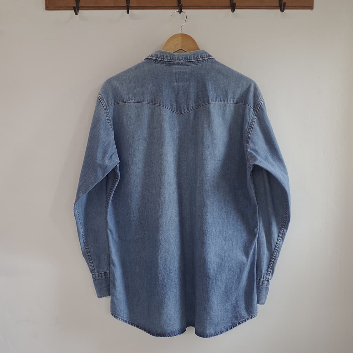 90's Levi's Denim Western Shirt 상품이미지5