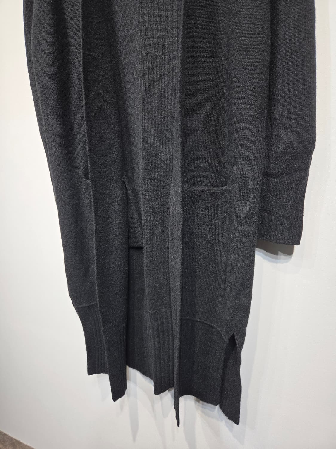 구호 KUHO 블랙 모 롱 가디건_Free 상품이미지4