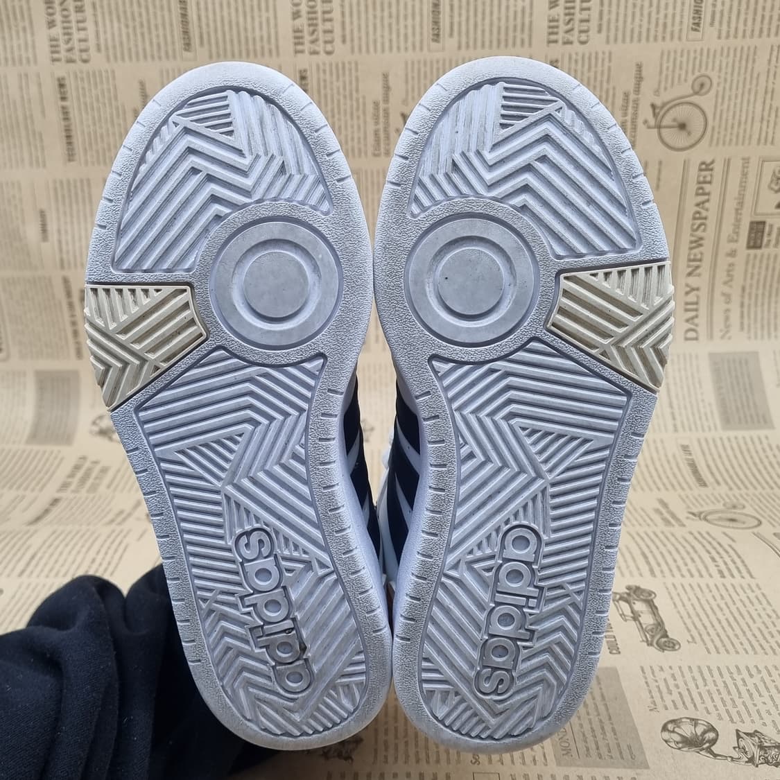 아디다스 훕스3.0 여성미드 225 상품이미지3