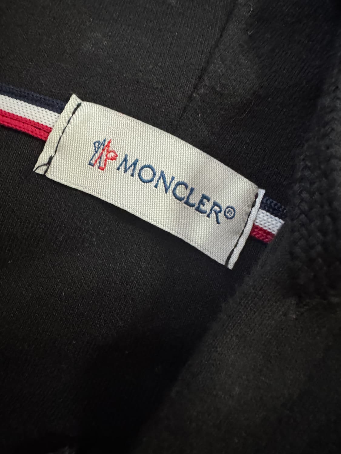 몽클레어 리메이크 커스텀 패치 후드집업 M 블랙 상품이미지3