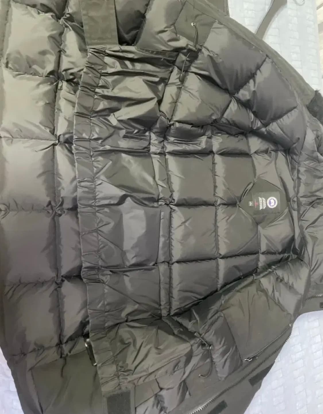 캐나다구스 익스페디션 레귤러핏 블랙 상품이미지4