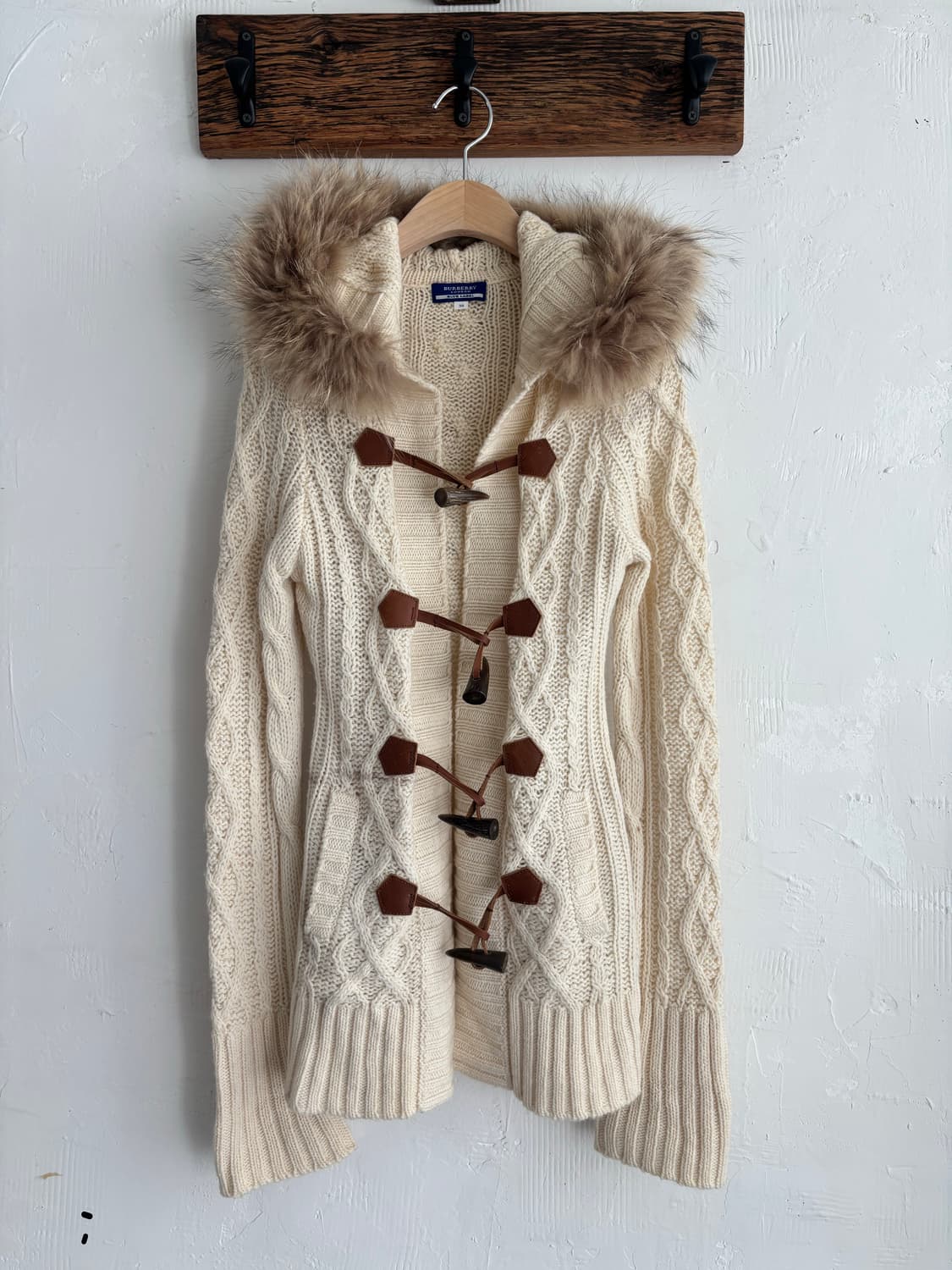 Burberry 버버리 퍼 트리밍 니트 더플 가디건 상품이미지3