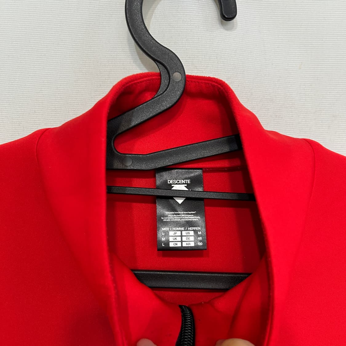 데상트 남성 집업 100 상품이미지2