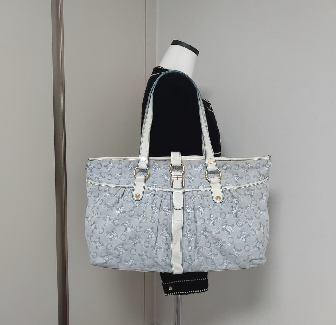 셀린느 트리오페 스카이블루 캔버스 숄더백 (정품) 상품이미지3