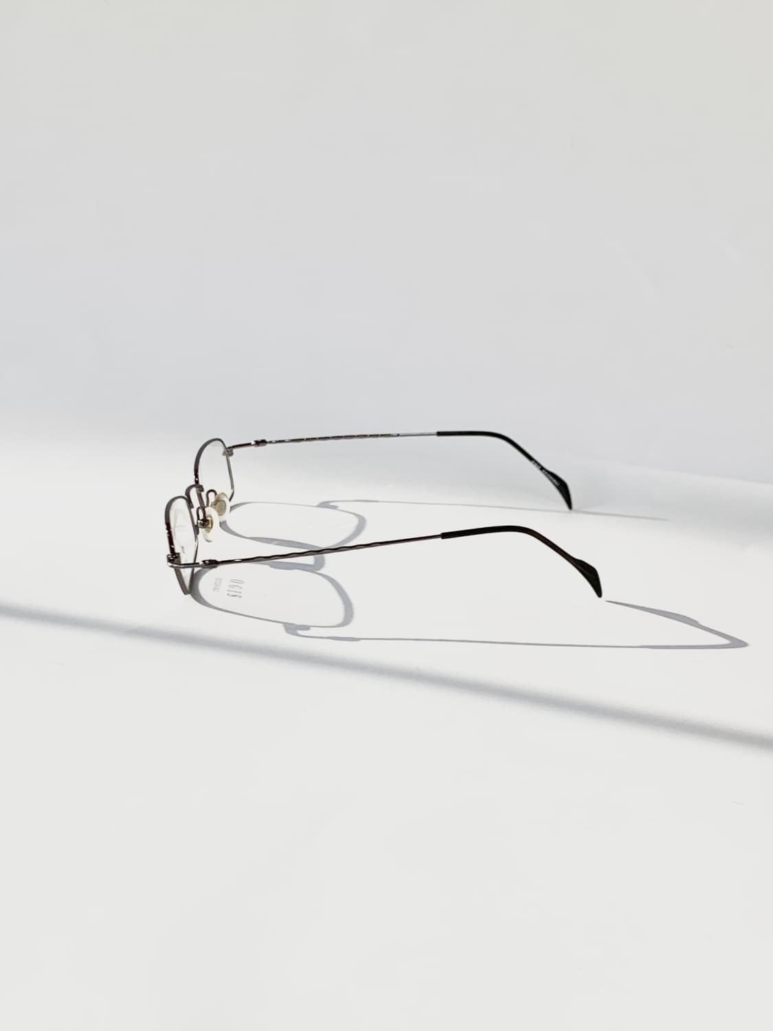 [픽키-421] OGIS 스틸 스퀘어 메탈 안경 미니멀 클래식 초경량 상품이미지4