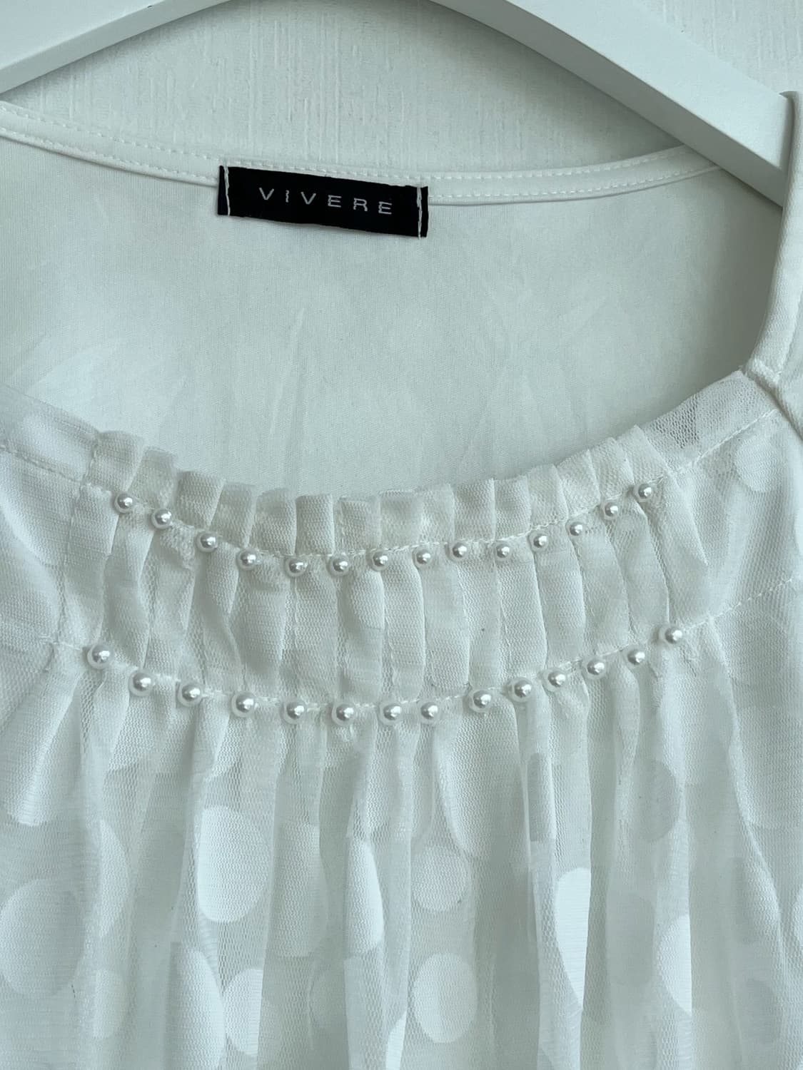 *SALE) VIVERE 화이트 도트 쉬폰 블라우스 상품이미지3