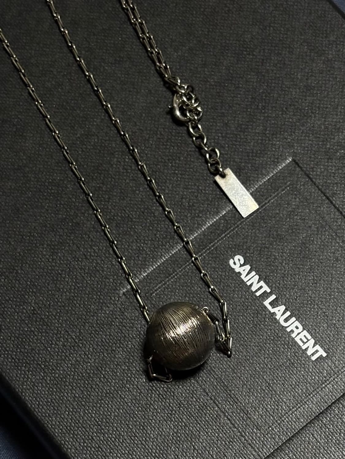 생로랑 실버 볼 목걸이 상품이미지1