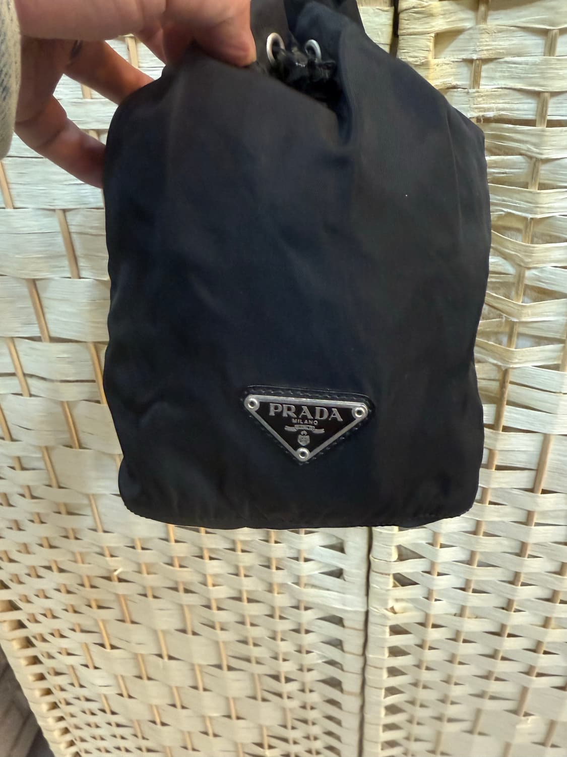 정품 프라다 나일론 미니 파우치 버킷백 팝니다 상품이미지2