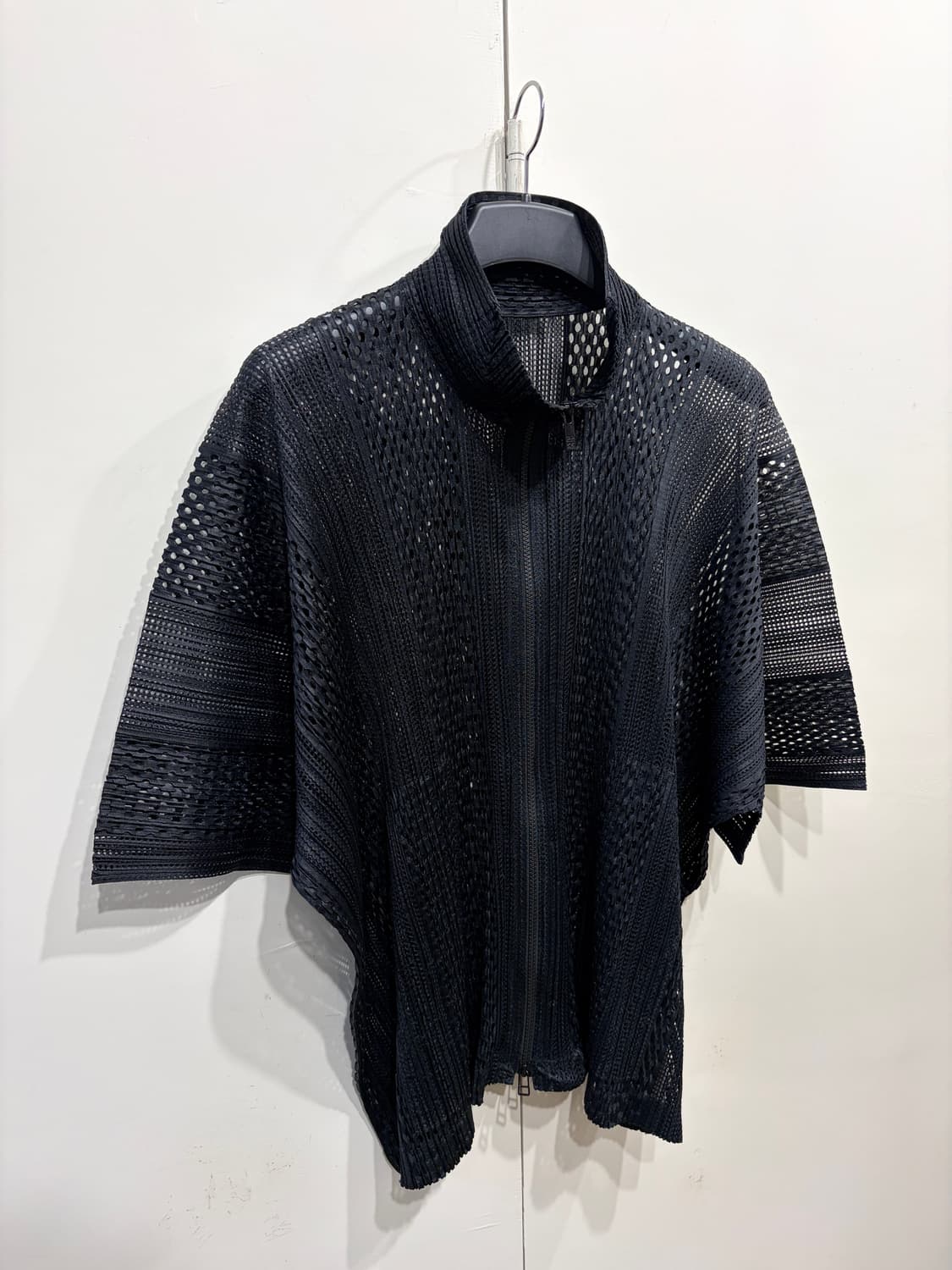 17SS 이세이미야케 플리츠 플리즈 메쉬 하프 집업 자켓 상품이미지3