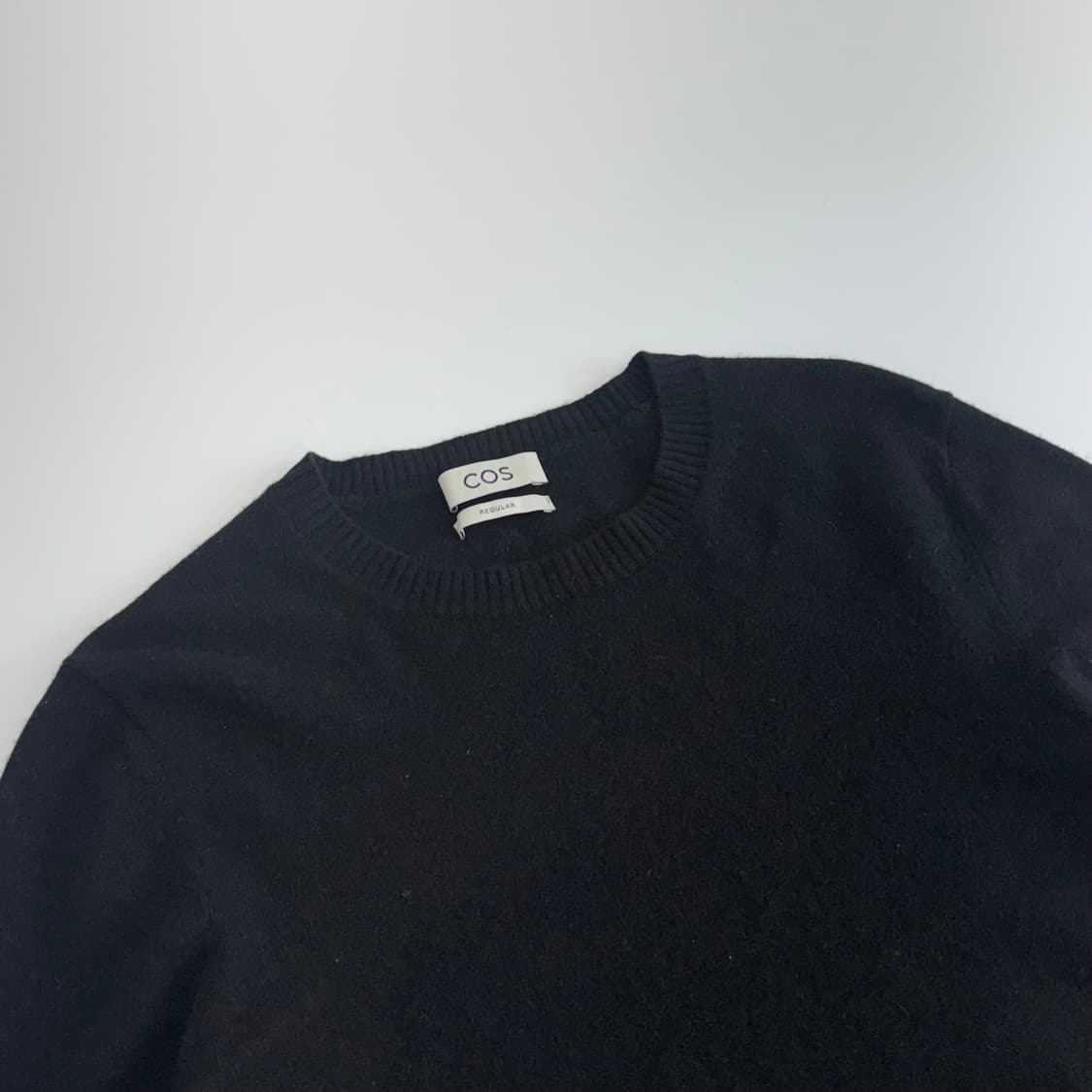 Cos 코스 캐시미어 블랙 니트  상품이미지4