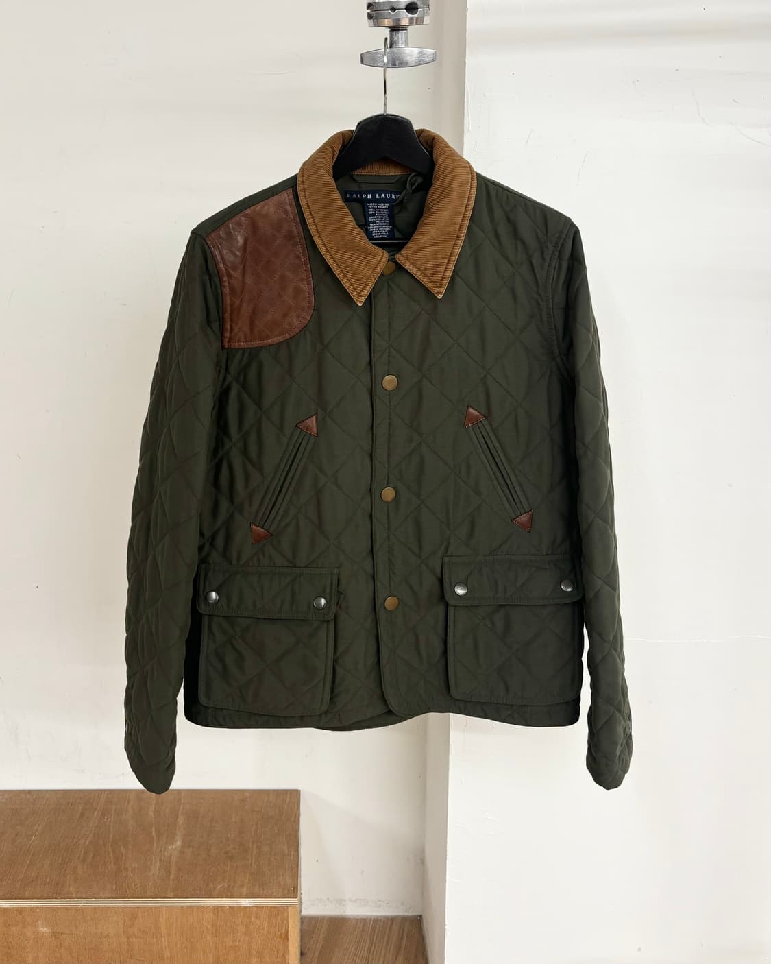 랄프 로렌 카키 가죽 숄더 패치 퀄팅 자켓 상품이미지1